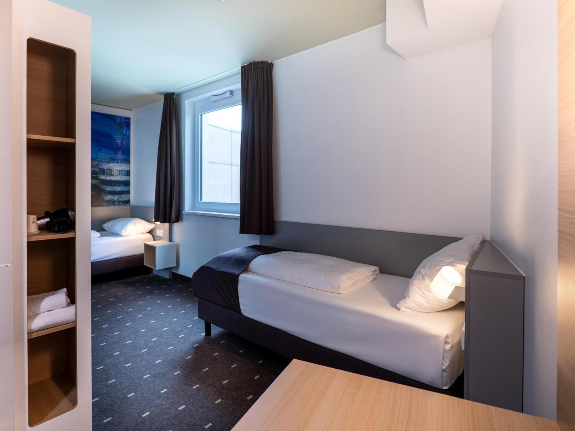 B&B Hotel Stuttgart-Airport/Messe Bagian luar foto