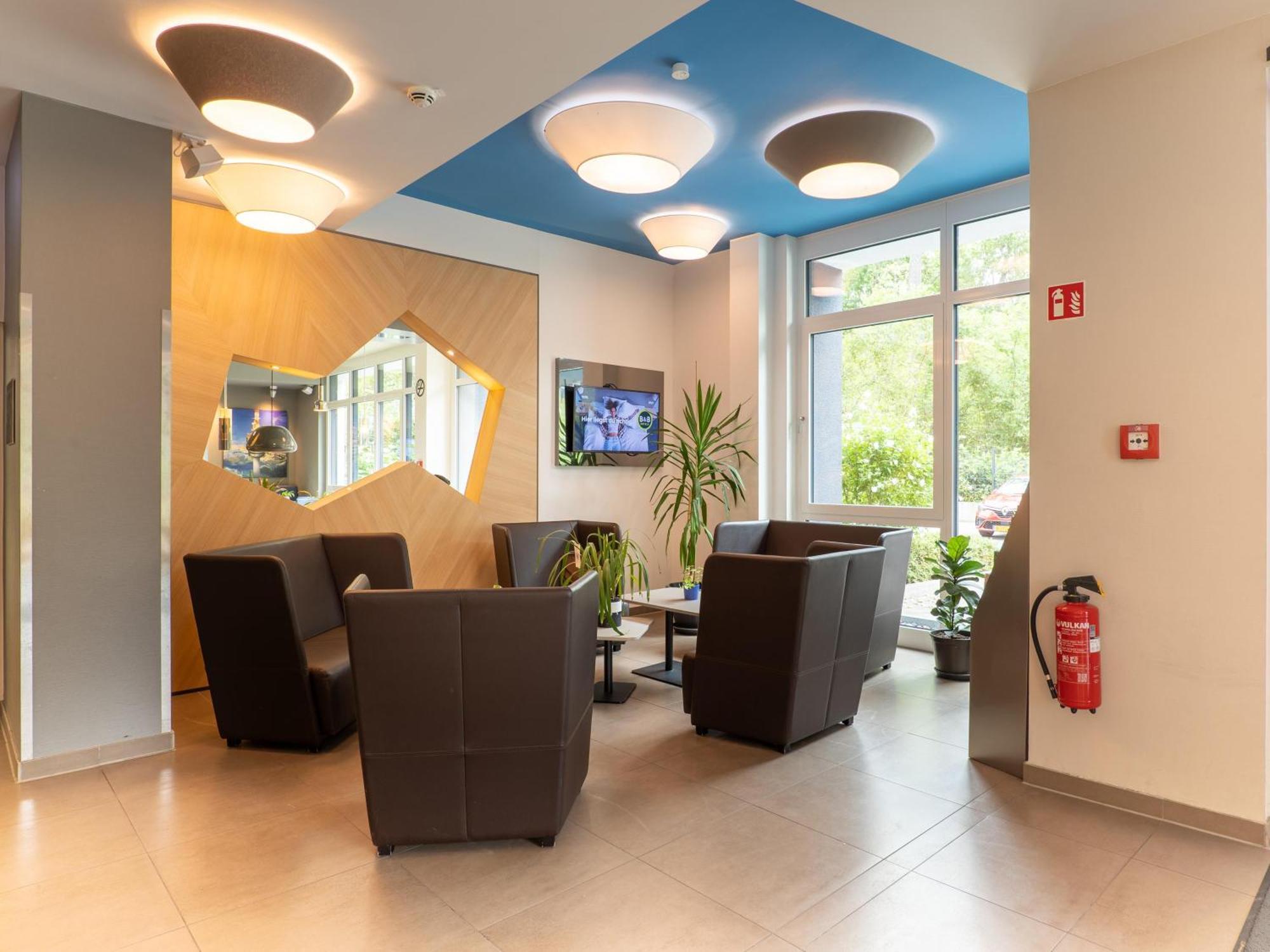 B&B Hotel Stuttgart-Airport/Messe Bagian luar foto