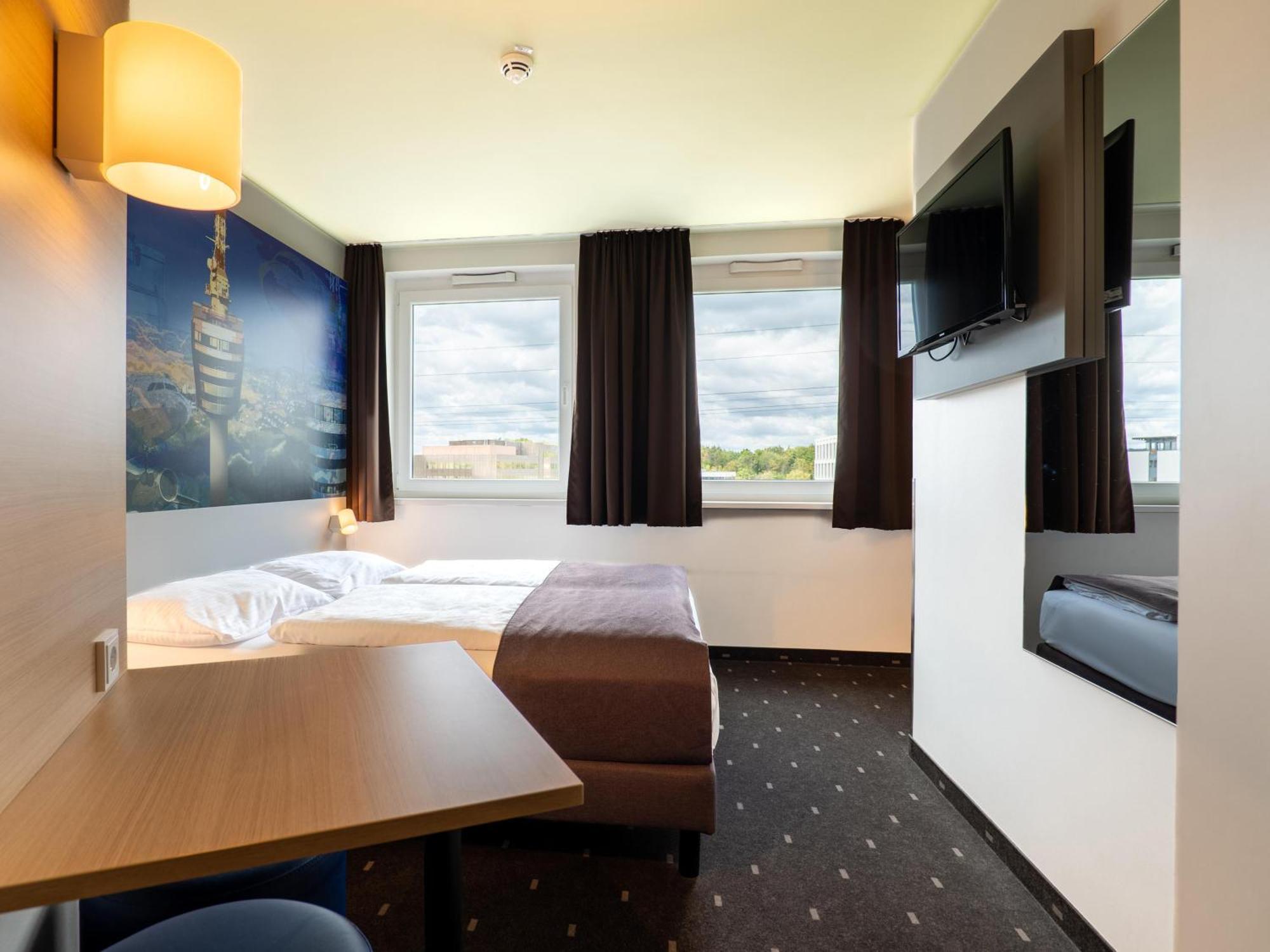 B&B Hotel Stuttgart-Airport/Messe Bagian luar foto