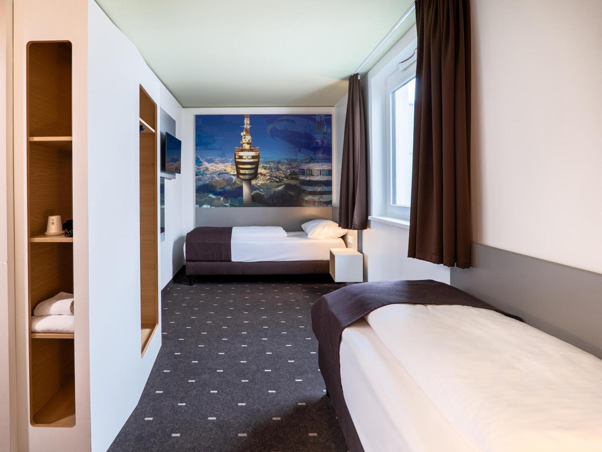 B&B Hotel Stuttgart-Airport/Messe Bagian luar foto