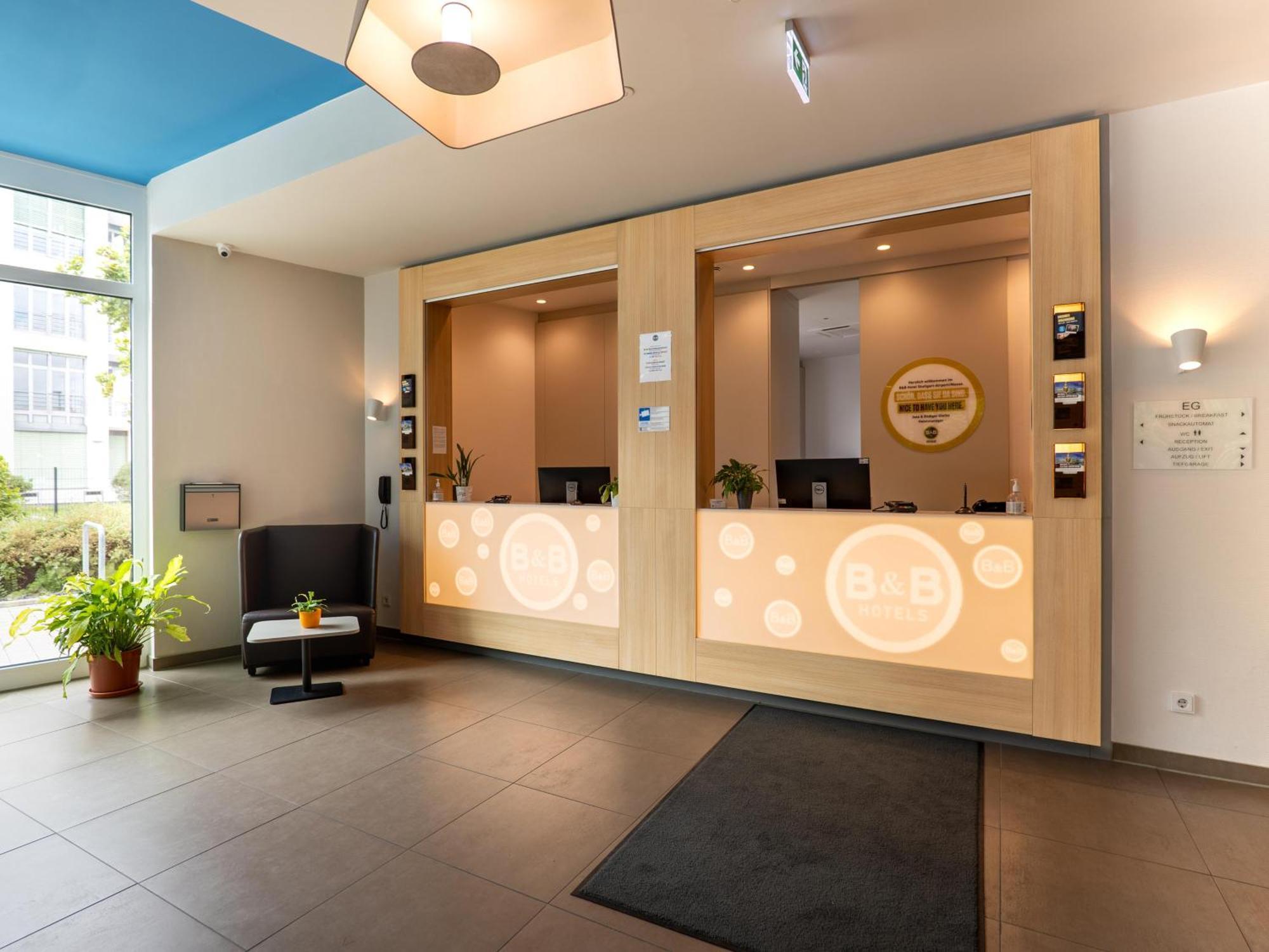 B&B Hotel Stuttgart-Airport/Messe Bagian luar foto