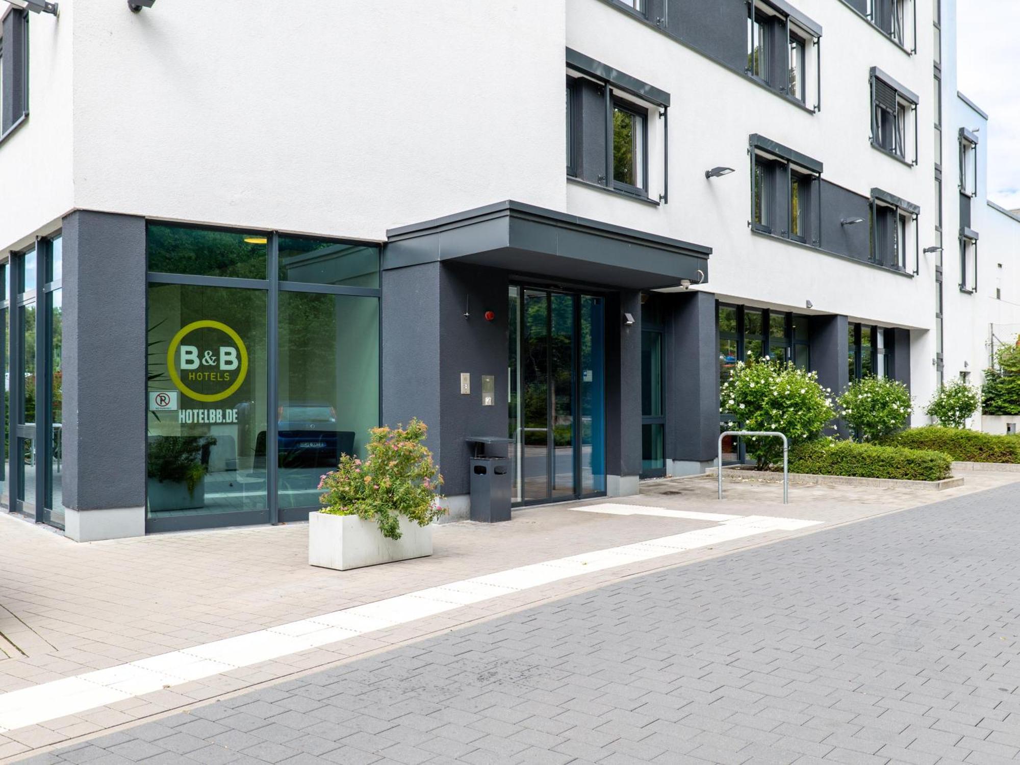 B&B Hotel Stuttgart-Airport/Messe Bagian luar foto
